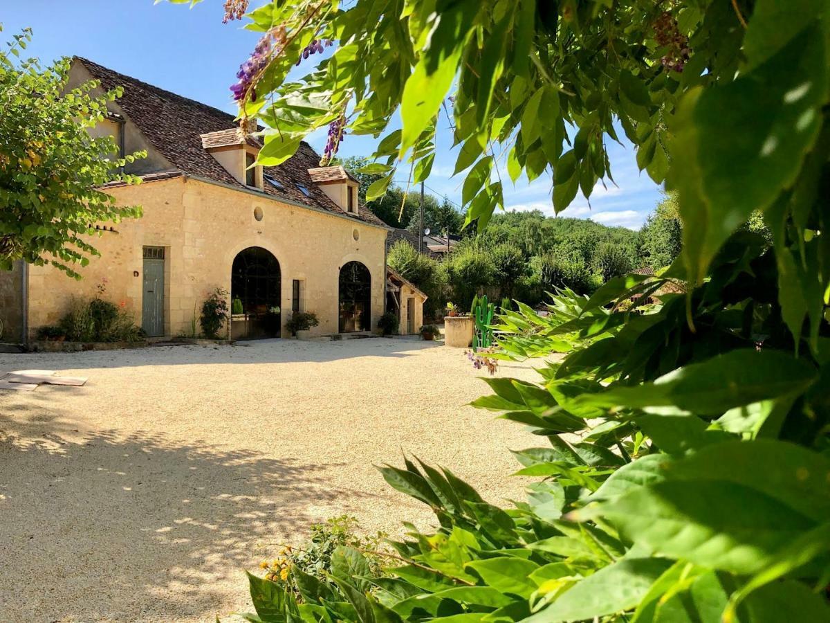 Gite Du Manoir Le Roc Couze-et-Saint-Front Exteriör bild